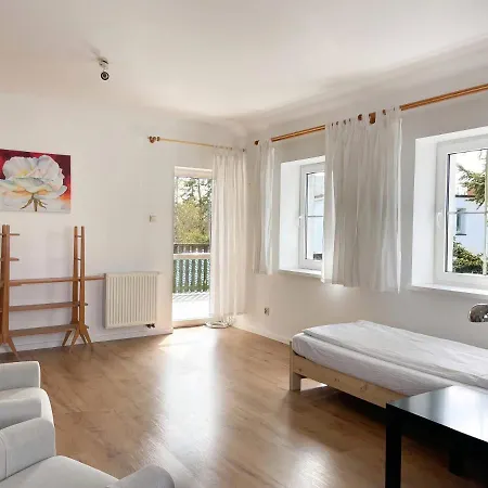 Duzy Apartament Z Ogrodkiem I Parkingiem By Noclegi Renters 아파트